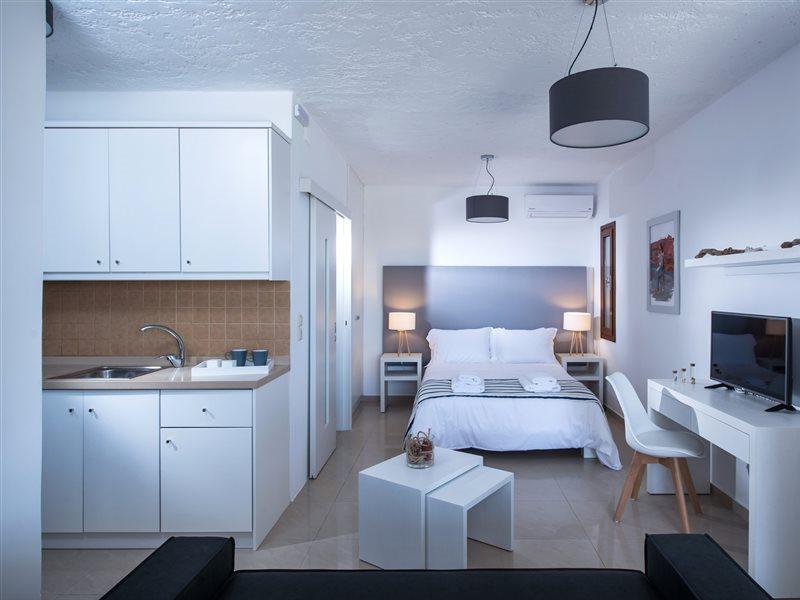 Golden Grain Suites "By Checkin" Kokkini Hani Extérieur photo